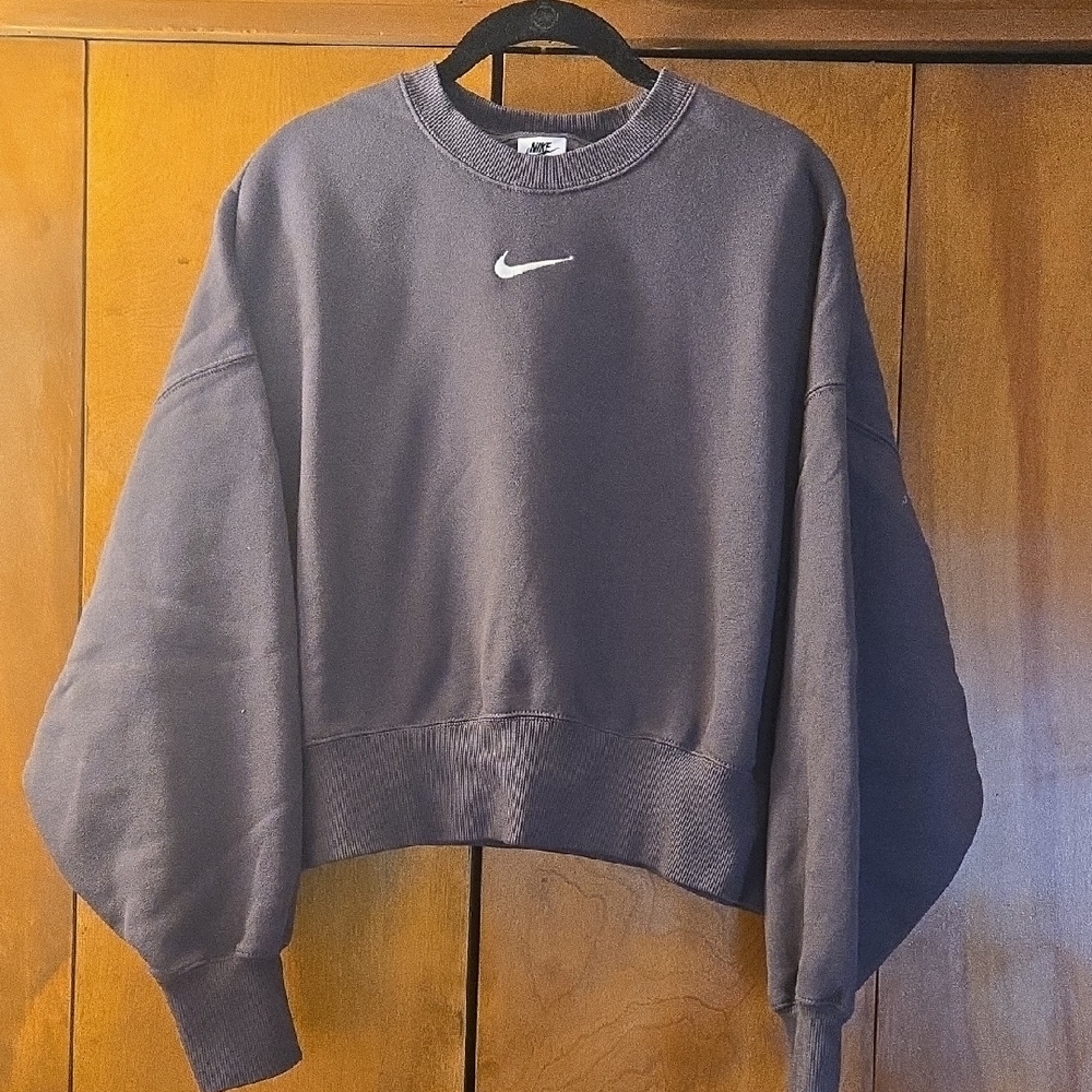 Nike Women's Grey Phoenix Fleece Sweatshirt